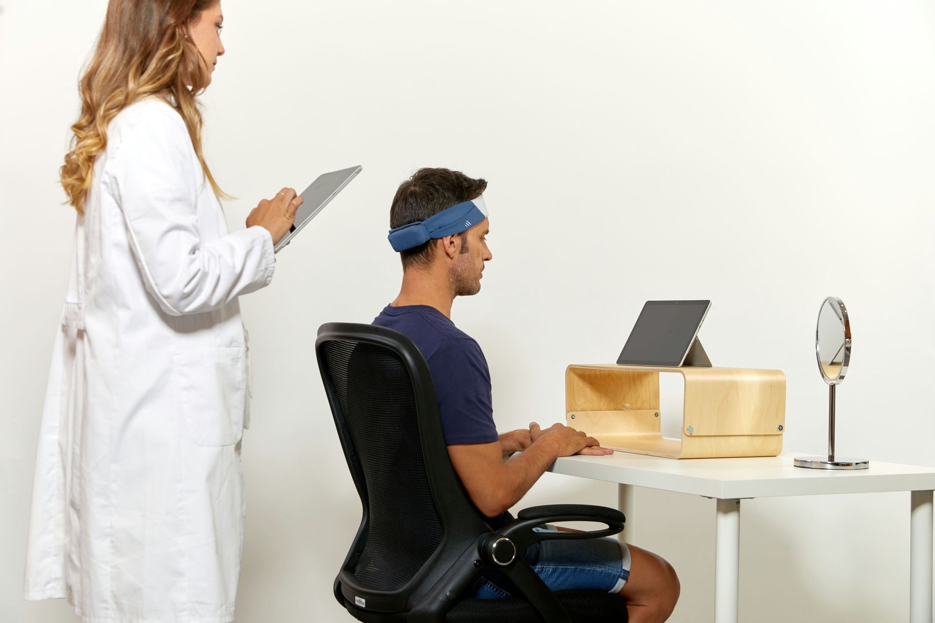 Redefining brain activity monitoring with pioneering EEG textile technology