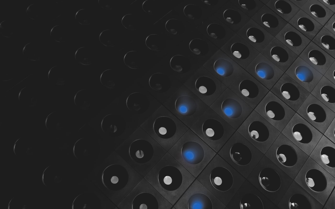 Capa de sensores en sistemas EEG: características técnicas clave